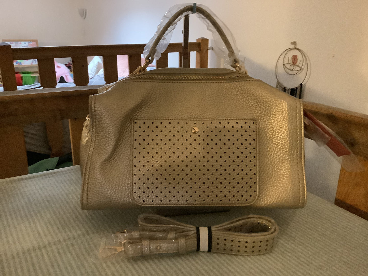 Mala d’Hopper com perfurações