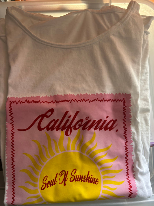 T-shirt California mangas curtas